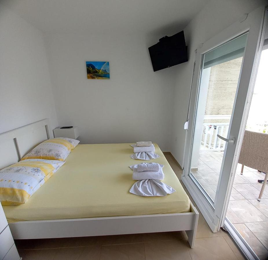 Apartmani Baresic Podgora Eksteriør bilde