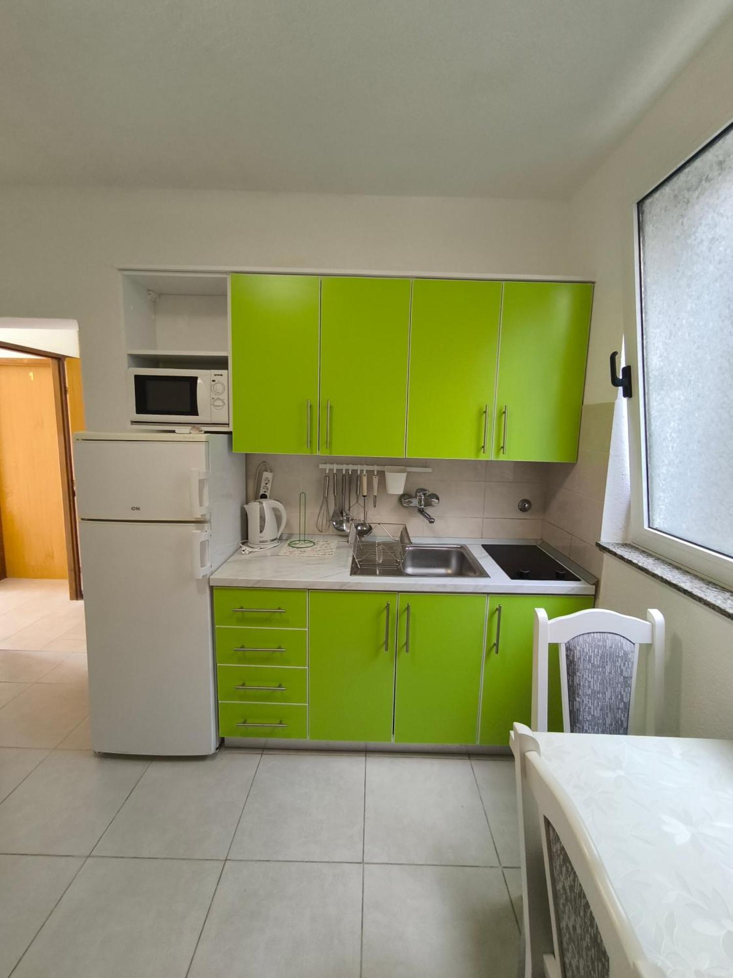 Apartmani Baresic Podgora Eksteriør bilde