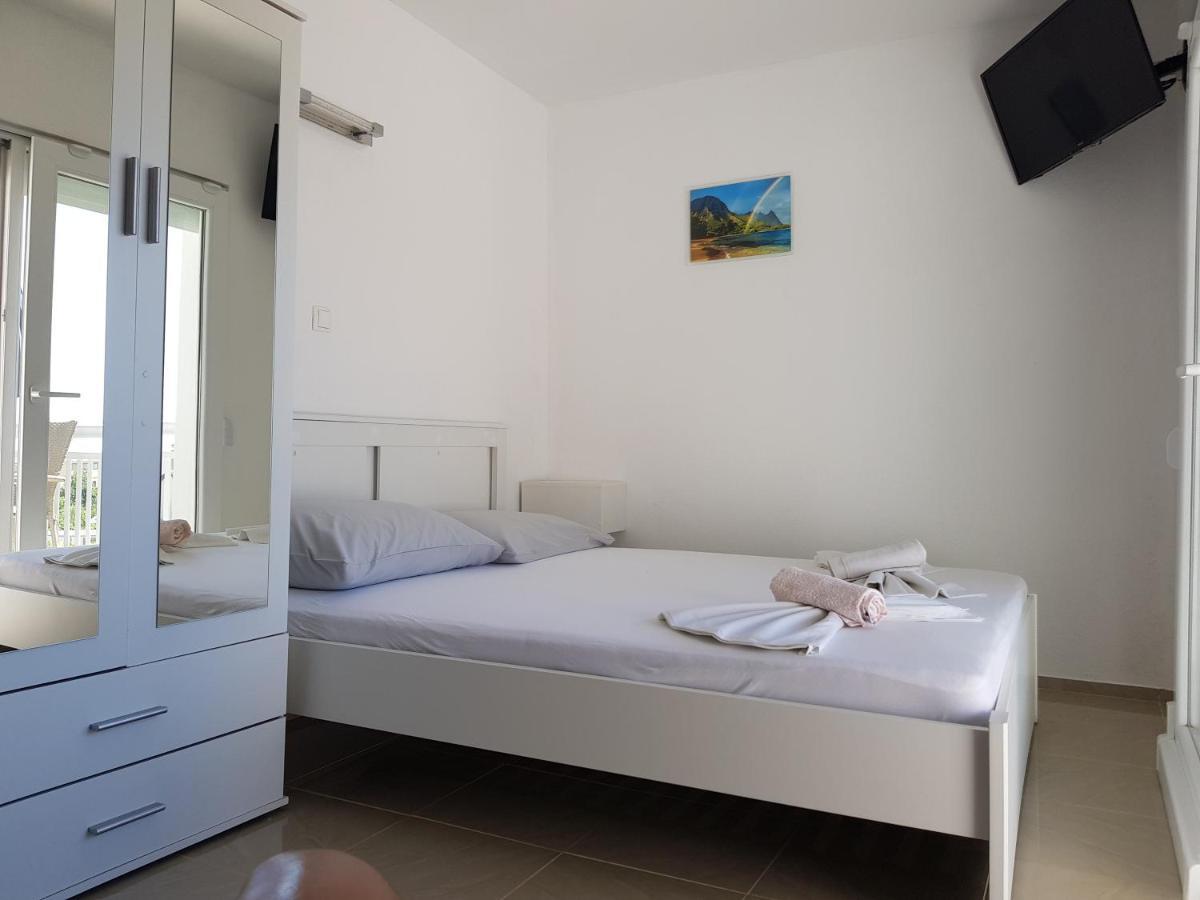Apartmani Baresic Podgora Eksteriør bilde
